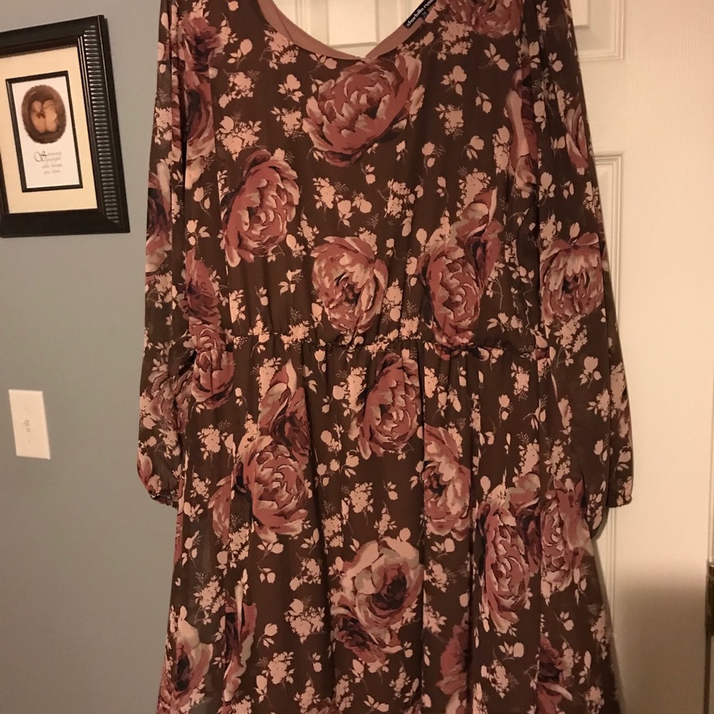 Charlotte Russe. Floral Dress 3X.